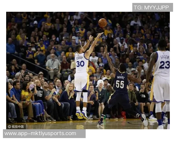 历史上单场投中10个以上三分球的球员盘点库里独占鳌头超越二三四名总和 历史上单场投中10个以上三分球的球员盘点库里独占鳌头超越二三四名总和