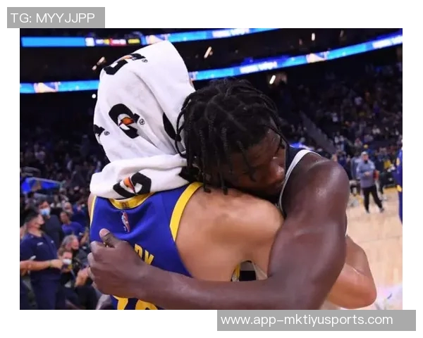 爱德华兹谈与芬奇关系升温彼此沟通更加密切 爱德华兹谈与芬奇关系升温彼此沟通更加密切