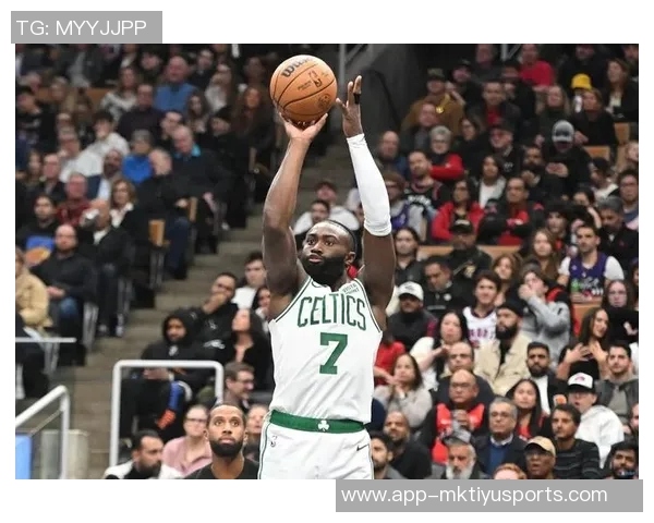 杰伦布朗状态火热助凯尔特人取得4胜1负佳绩场均31分7板表现抢眼 杰伦布朗状态火热助凯尔特人取得4胜1负佳绩场均31分7板表现抢眼