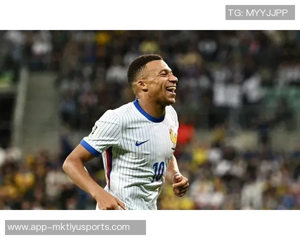 法国对阵阿塞拜疆首发阵容公布姆巴佩缺席埃基蒂克恩昆库科纳特领衔出战